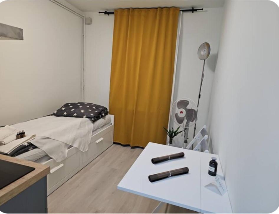 Apartment Unitatea De 'iulia', Centru, Mall Afi, Ideal Pentru Turisti Si Studenti *